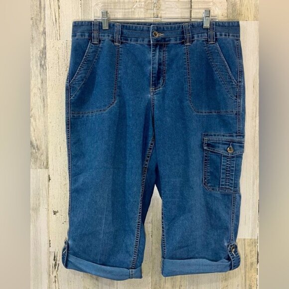 Coldwater Creek Denim Cuffed Capris Cargo Shorts Size 16 - Picture 1 of 5